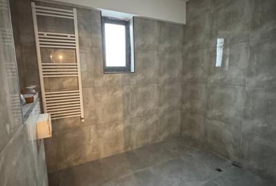 Apartament cu 3 camere decomandat în Energia - 15