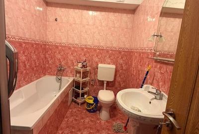 Apartament cu 3 camere semidecomandat, mobilat în Sud-Est - 11