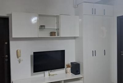 Garsonieră decomandată, mobilată în Pajura - 13