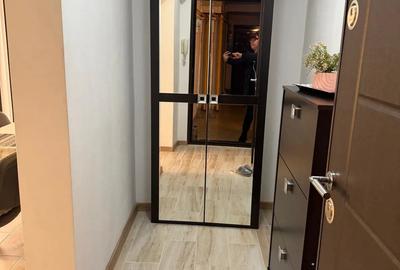 Inchiriez apartament 2 camere confort 1 - 2