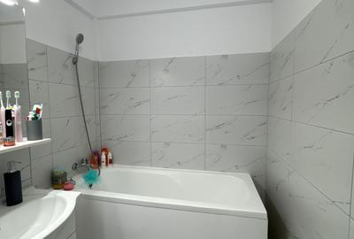 Titan-Parcul Teilor,bl.2020,p/5,DECOMANDAT,TOTUL NOU, balcon,centrala,2 Bai, - 13