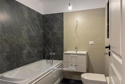 Apartament cu 3 camere decomandat în Galata - 10