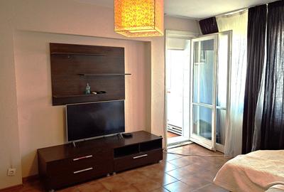 Apartament cu 2 camere semidecomandat în Dristor