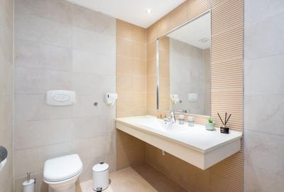 Hotel rooms long term rented Airbnb 9.5% yield - 3