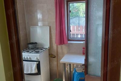 Casă cu 3 camere în 23 August - 15
