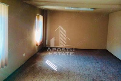 Casă cu Teren 2000 Mp în Laz - 11