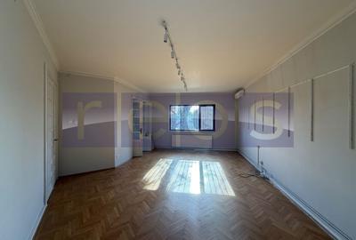 Casă individuală cu 2 camere semidecomandat cu Teren 100 Mp în Floreasca - 11