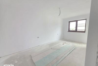 Casă cu 4 camere cu Teren 305 Mp în Tărlungeni - 2