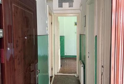 Casă individuală cu 7 camere cu Canalizare în Dacia - 5