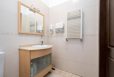 ARMENEASCA APARTAMENT 6 CAMERE 190 MP! - 31