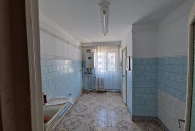 Apartament 3 camere confort 1 decomandat, Calarasilor Viziru - 6