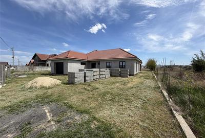 Casă individuală cu 4 camere cu Teren 800 Mp în Oșorhei - 3