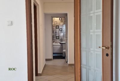 Apartament cu 3 camere decomandat în Giurgiului
