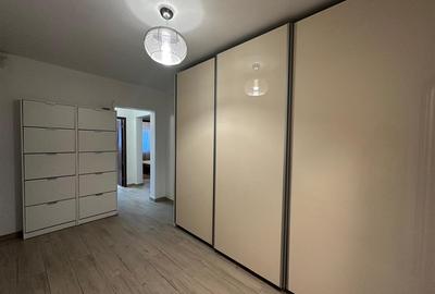 Apartament cu 3 camere decomandat în Palat - 10