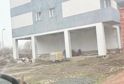 Spațiu comercial, de 95 mp, în Central - 2