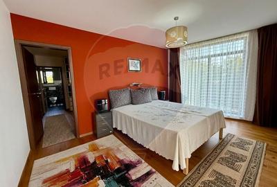 Casa individuala cu teren generos - Dambul Rotund, str. Odobesti - 3