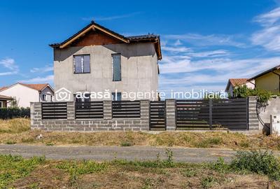 Casă individuală cu 4 camere cu Canalizare în Aradul Nou - 2