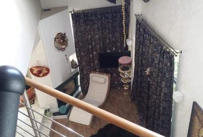 VILĂ DEOSEBITĂ PE MALUL LACULUI – MOGOȘOAIA | 1000 MP CURTE | PONTON 3 - 7