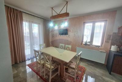 Casă cu 4 camere cu Teren 1165 Mp în Gologanu - 4