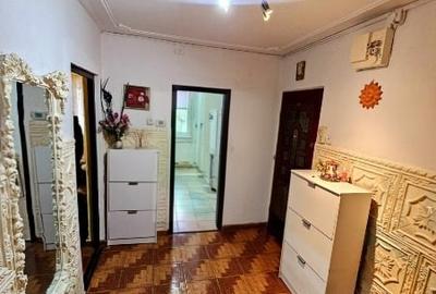 Apartament 3camere decomandat - 2