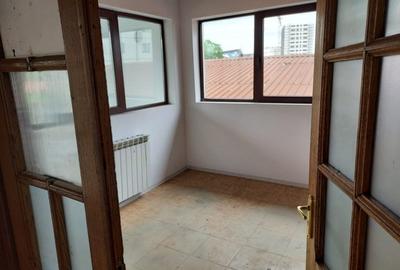 MILITARI-APUSULUI,VILA 12 CAMERE,P+2+POD,800 MP CONSTRUITI,GARAJ,CURTE 500 MP - 5