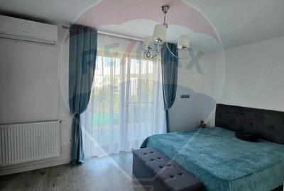 Casă cu Teren 388 Mp în Central - 3