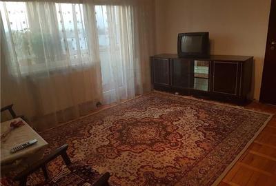 Spitalul judetean - 2 Camere - Centrala termica proprie - Spatios - 3