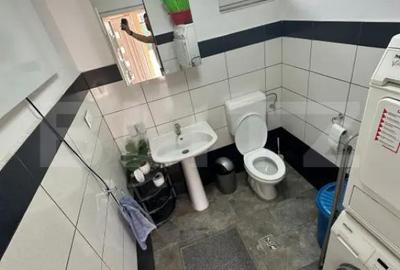 Casă cu 5 camere cu Teren 4200 Mp în Central - 2