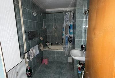 Apartament cu 3 camere decomandat în Colentina - 6