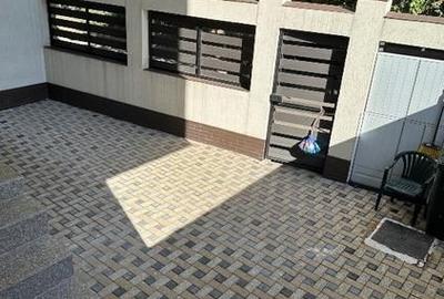 Apartament cu 4 camere decomandat în Crângași - 2