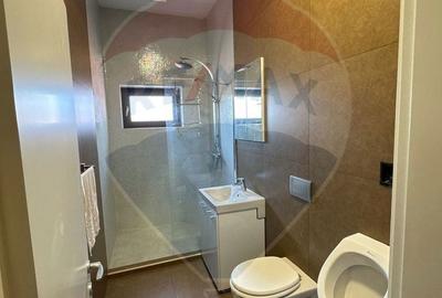 Casă cu 4 camere cu Teren 800 Mp în Central - 6