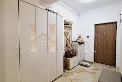 LANGA BENZINARIA ESO. ETAJUL 1. TERASA DE 10 MP. - 2