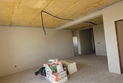 Casă cu 4 camere cu Teren 550 Mp în Lazuri - 3