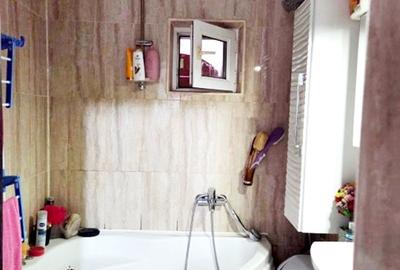 Casă individuală cu 3 camere cu Canalizare în Inel II - 13