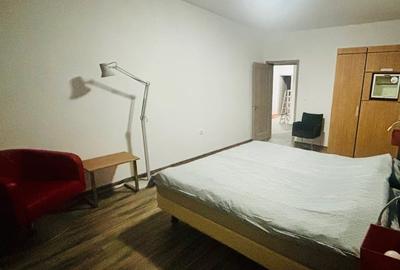 Duplex cu 5 camere cu Canalizare în Sud - 2