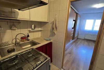 Garsonieră nedecomandată, mobilată în Drumul Taberei - 8