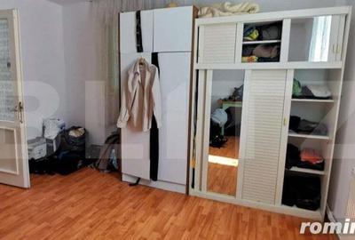 Casă cu 5 camere cu Teren 2100 Mp în Luna - 9