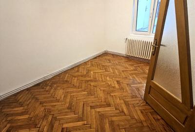 Casa  solida si locuibila 4 camere  Rudolf Walter - 8