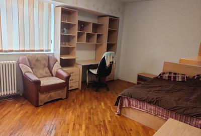 Bd. Unirii, bloc stradal, garsoniera mobilata si utulata - 4