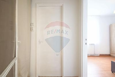 Apartament cu 2 camere semidecomandat, mobilat în Central - 6