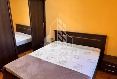 Apartament cu 3 camere decomandat în Bucovina