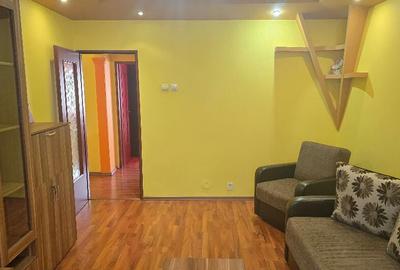 Vand apartament 2 camere decomandat in Deva, zona Zamfirescu, etaj 1, - 2