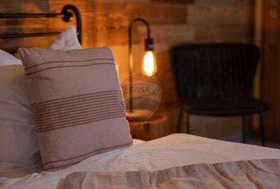 Casa noua, cu piscina, 4 dormitoare complet finisata si ... Casa noua, cu piscina, 4 dormitoare complet finisata si ... - 15