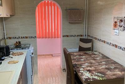 Apartament cu 2 camere decomandat în Republicii - 2