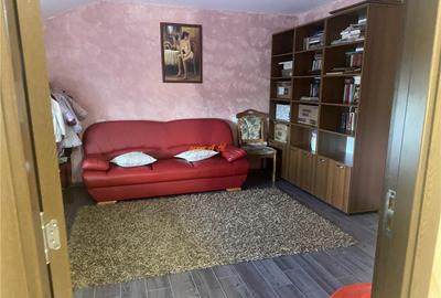 Casa de situata la Vanatori , parter si mansarda , 168 mp , - 19