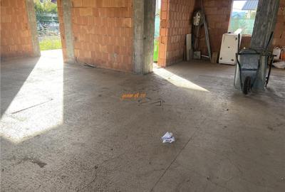 Casa la rosu , zona cartier Laminoru , parter , suprafata co - 5