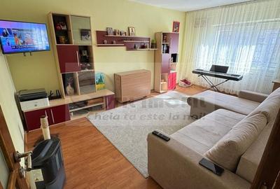 Apartament cu 3 camere decomandat, mobilat în Nicolina - 1