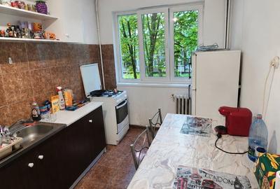 Apartament cu 2 camere semidecomandat, mobilat în Gorjului - 3