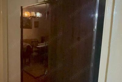 Apartament cu 3 camere decomandat în Dâmbovița - 1