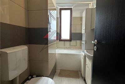 Apartament cu 2 camere semidecomandat în Baza 3 - 1